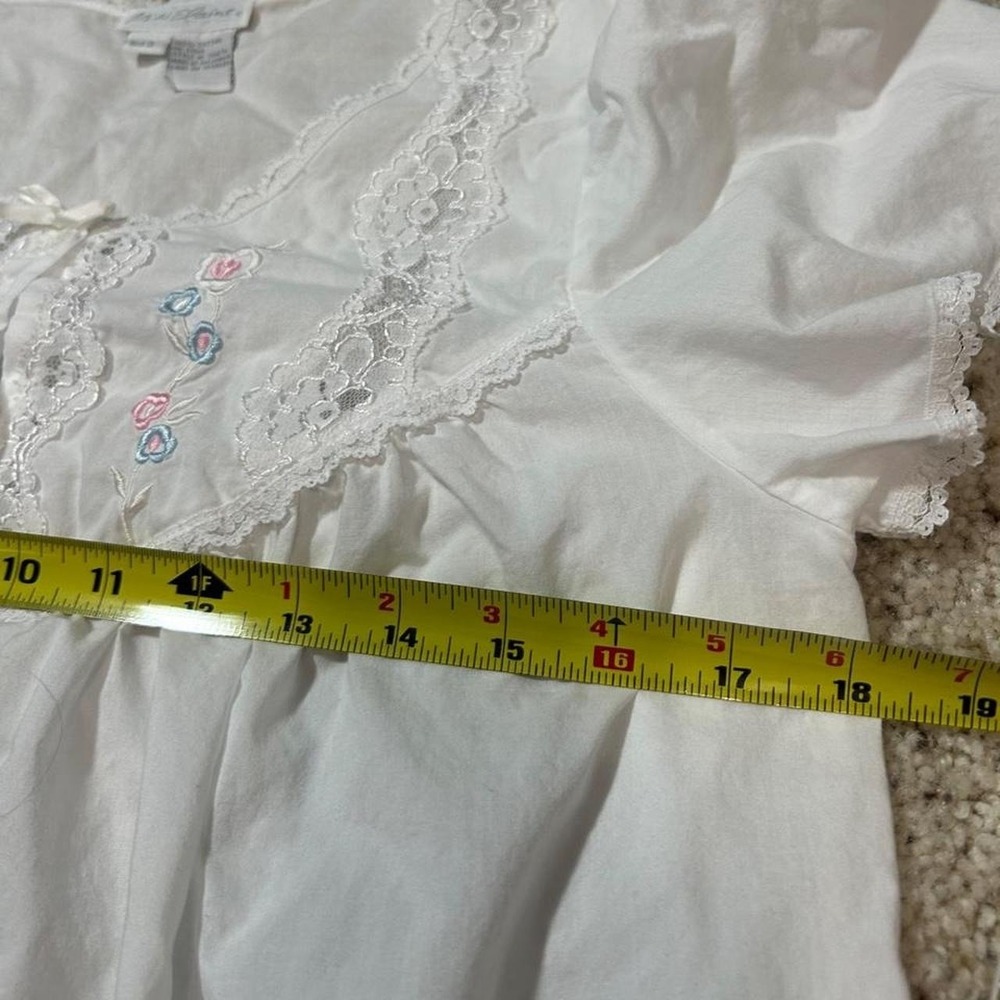 Vintage Miss Elaine White Cotton Nightgown Lace Trim Floral Embroidered Womens S - Picture 5 of 6